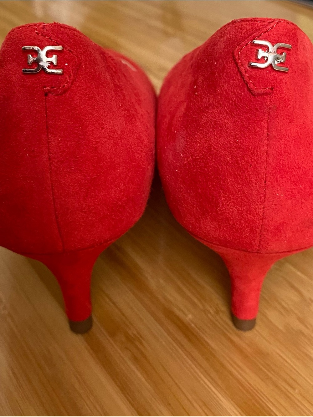 Sam Edelman Red Suede Pointed-Toe Heels Size 8 Never Worn - Picture 4 of 4